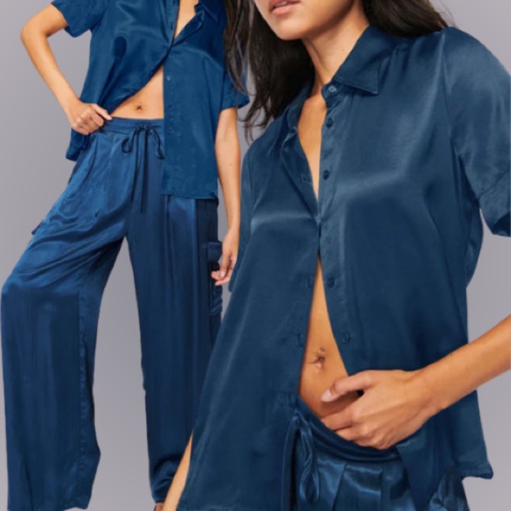 NWT “Nation” Wide Leg Luxe Satin Cargo Pants and Matching Button up Blouse Set